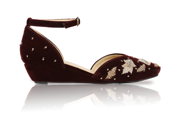 Midnight Petals Wine