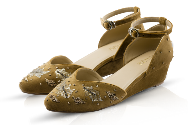 Midnight Petals Gold