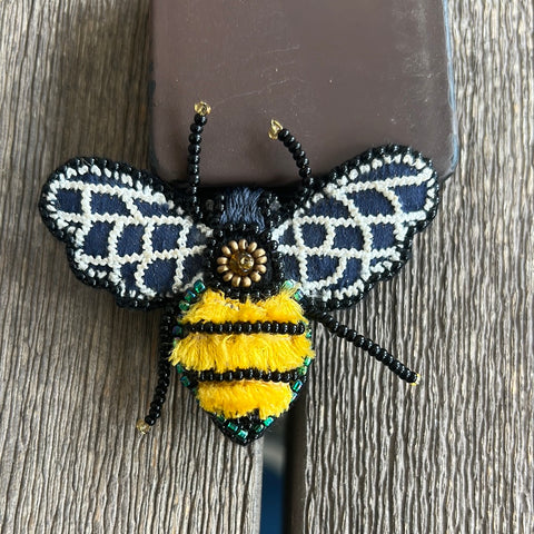 Rungg Brooches-bumble bee